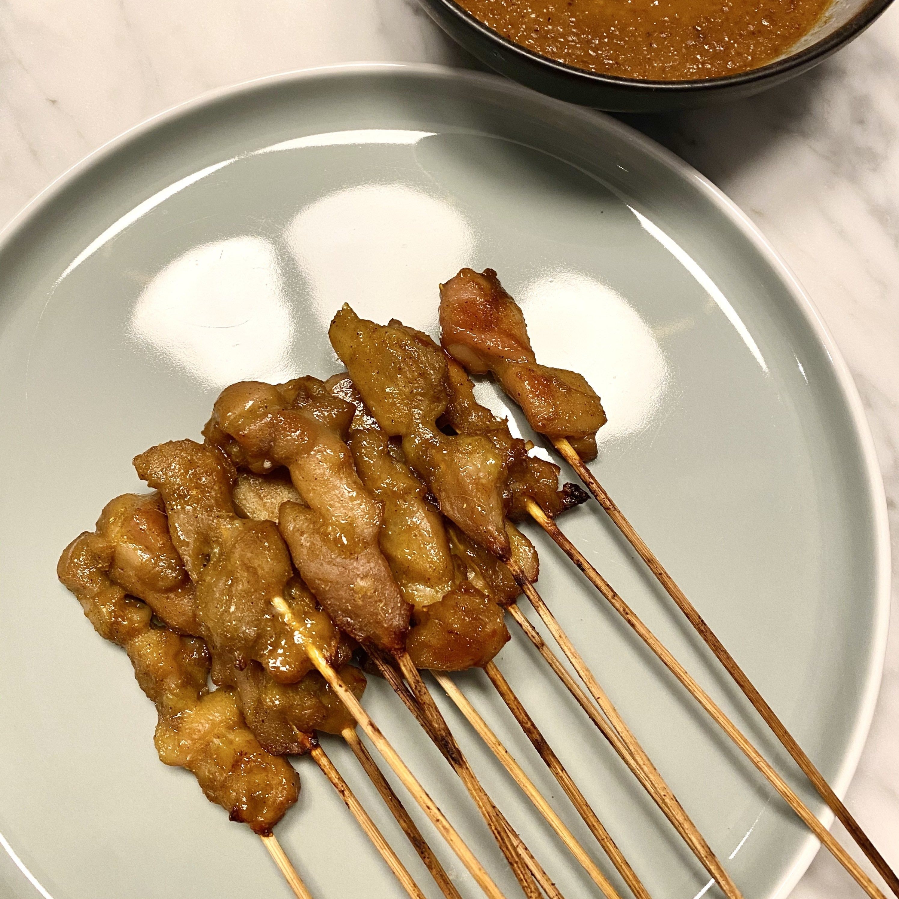 Chicken Satay (25pcs) c/w Peanut Sauce